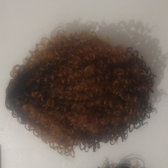 Foxy Lady Curly Ombre C Side Part Wig - Picture 10 of 10